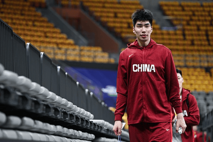 今夜体能课后,毕尔巴鄂竞技再遭质疑备战CBA常规赛,球迷炸锅,心理建设被强调的简单介绍 今夜体能课后,毕尔巴鄂竞技再遭质疑备战CBA常规赛,球迷炸锅,心理建设被强调的简单介绍